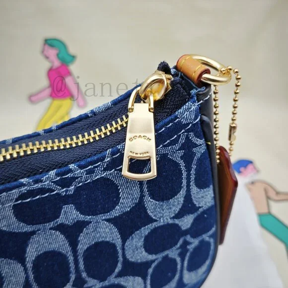 🎶🎶Coach Teri Shoulder Bag In Signature Denim - Picture 7 of 11